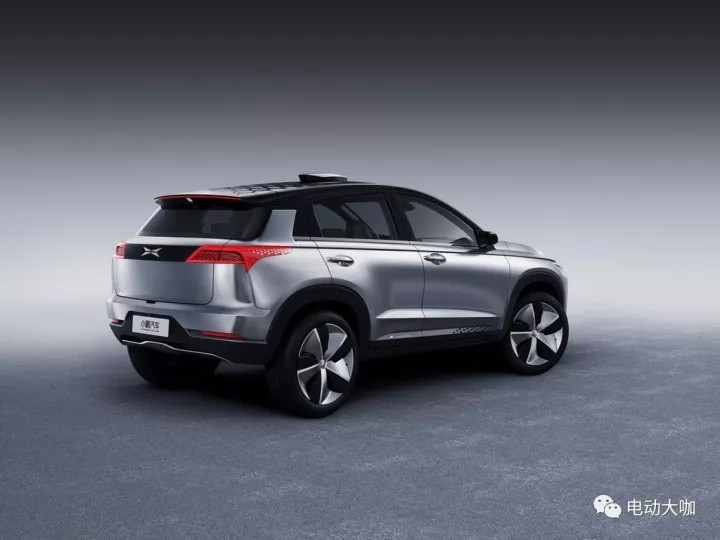 專業(yè)生產PVC護套、銅排、鋁排、新能源電池銅/鋁軟連接-人禾電子