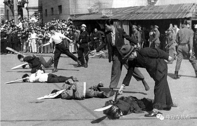 專業(yè)生產(chǎn)PVC護(hù)套、銅排、鋁排、新能源電池銅/鋁軟連接-人禾電子